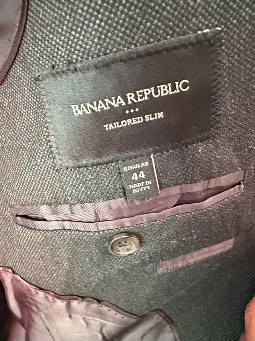 2 pc suit! Banana Republic Dark Gray Two-Button with 36x32 pants!